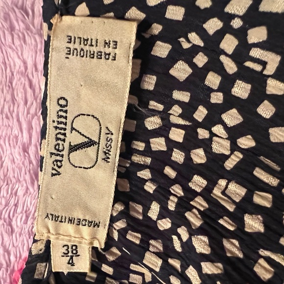 Vintage Valentino Miss V collarless long sleeve Blouse Luxe - Picture 6 of 7